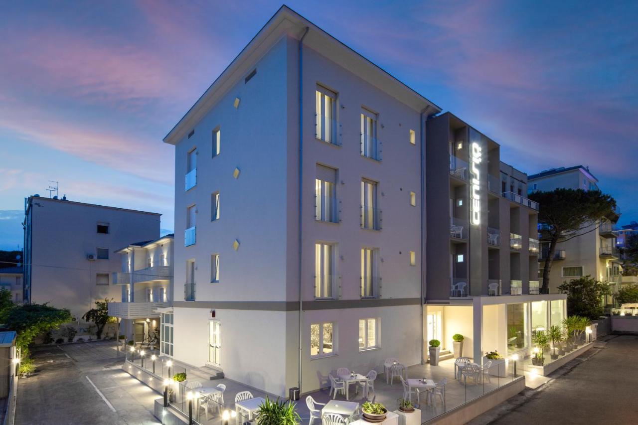 Hotel Cenisio Ρίμινι Εξωτερικό φωτογραφία