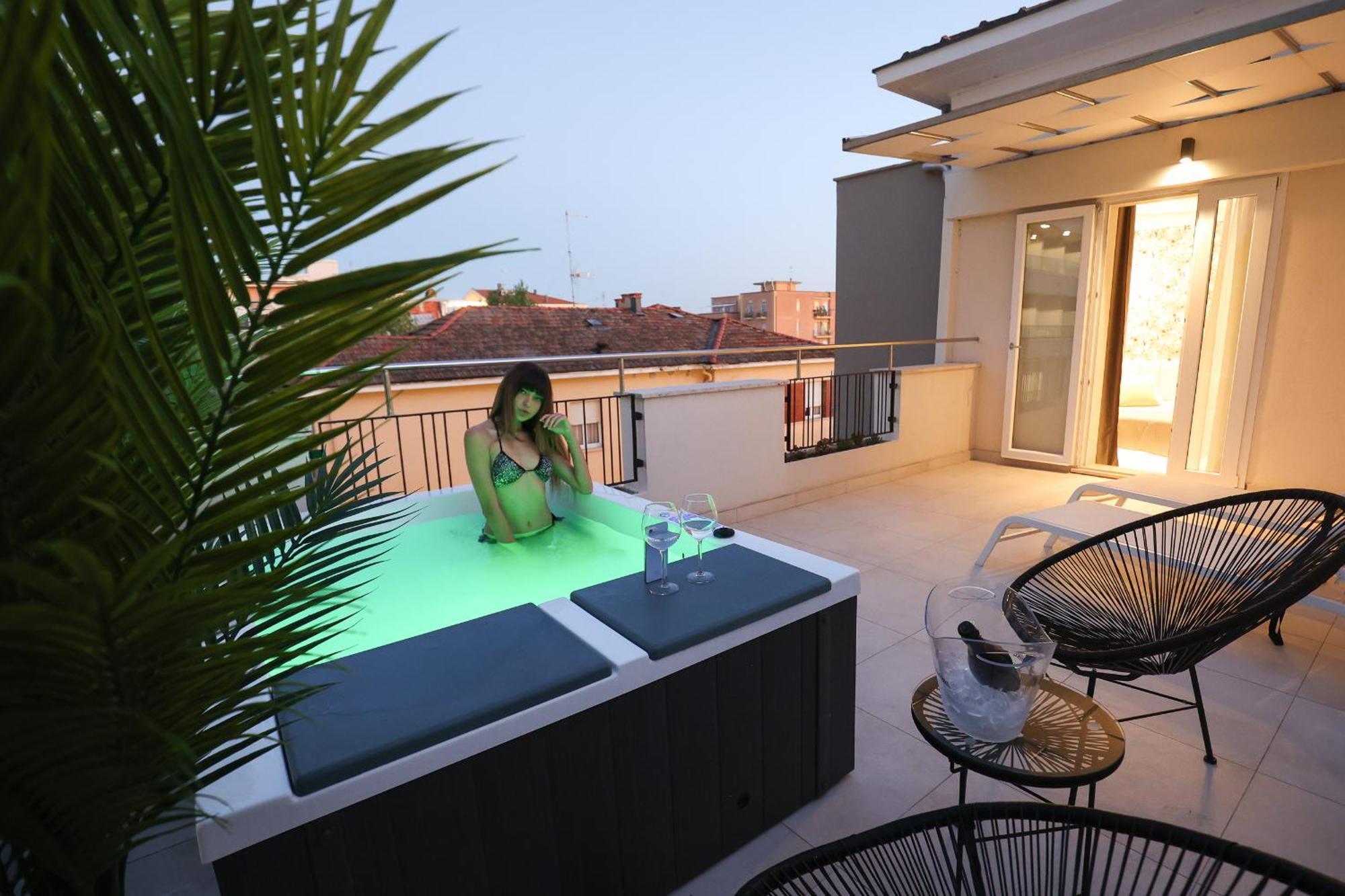 Hotel Cenisio Ρίμινι Εξωτερικό φωτογραφία