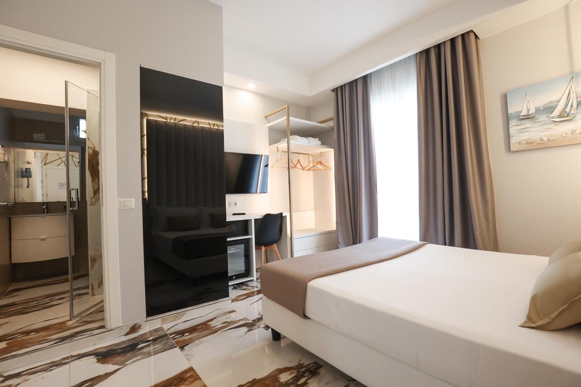 Hotel Cenisio Ρίμινι Εξωτερικό φωτογραφία