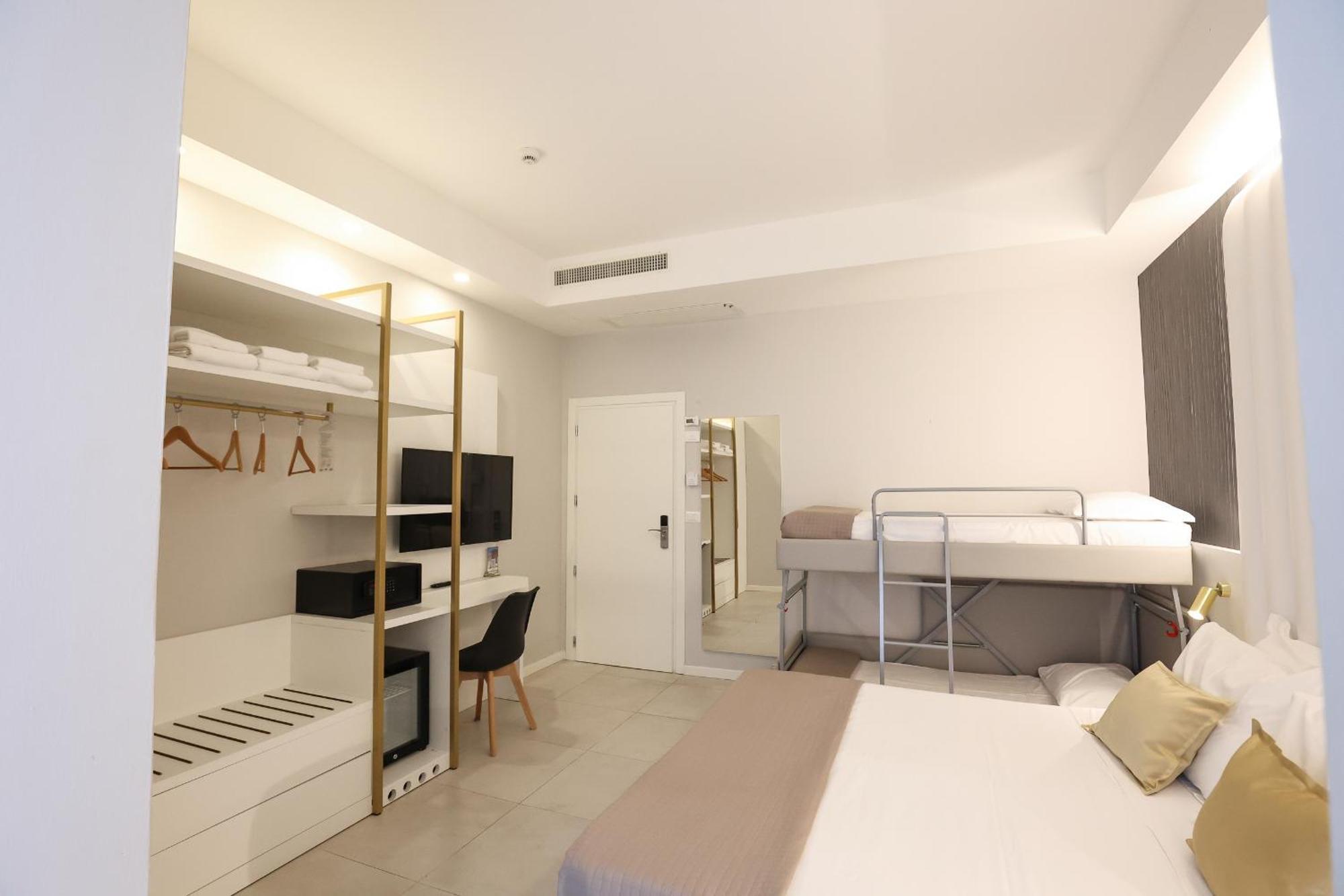 Hotel Cenisio Ρίμινι Εξωτερικό φωτογραφία