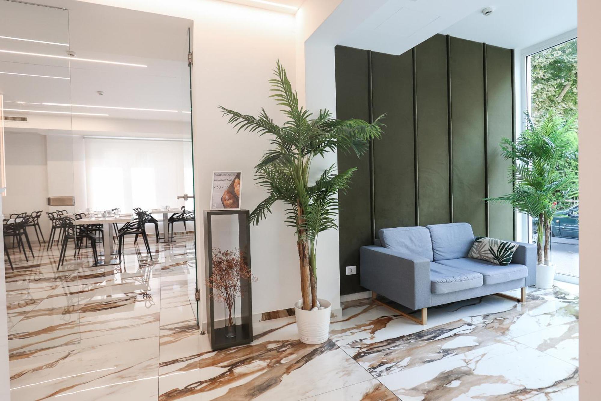 Hotel Cenisio Ρίμινι Εξωτερικό φωτογραφία